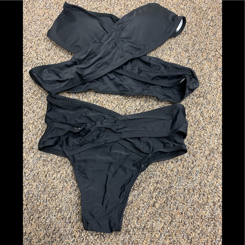 NWT Black wrap bikini